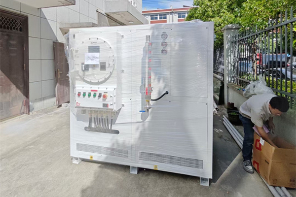密閉高低溫一體機(jī)如何避免溫度波動？做好這些措施！